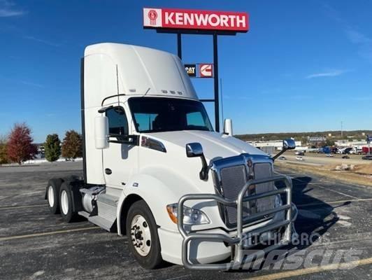 Kenworth T 680 트랙터 유닛