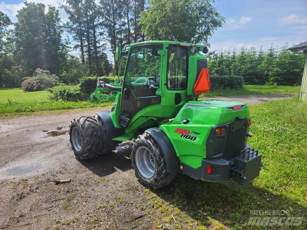 Avant 860 i  휠로우더