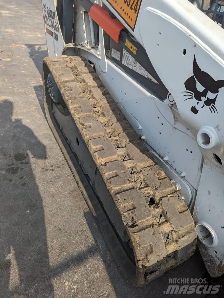 Bobcat T 590  스키드로더