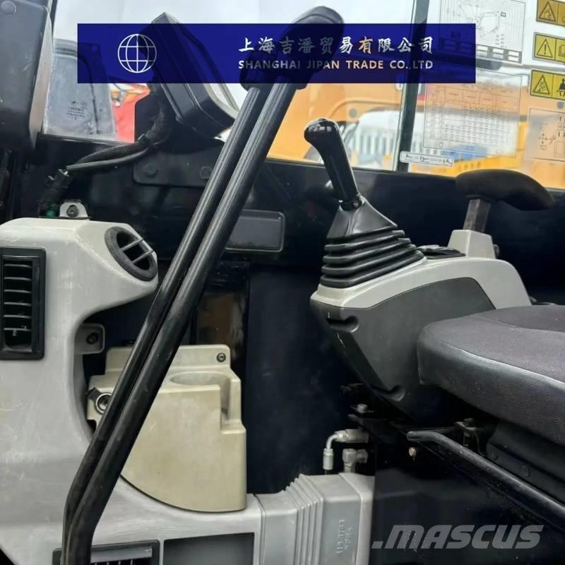 CAT 305.5 E 소형 굴삭기 7톤 미만