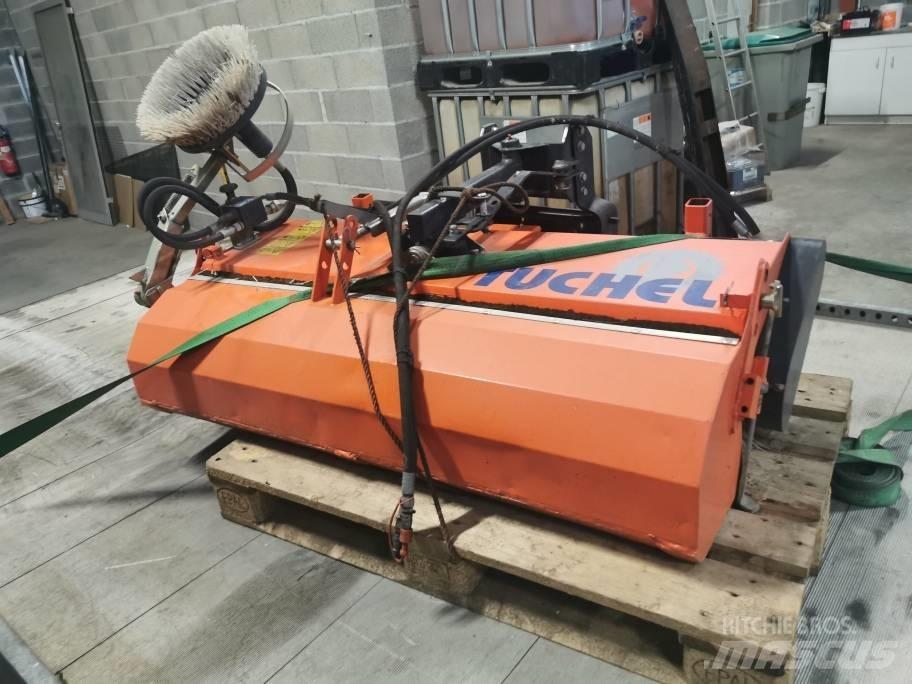 Tuchel Simplex 135HD 도로 청소차