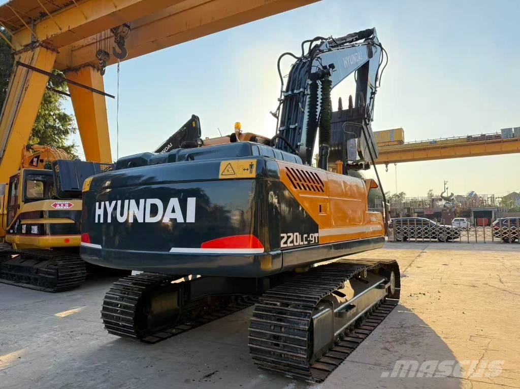 Hyundai R220LC-9S 대형 굴삭기 29톤 이상