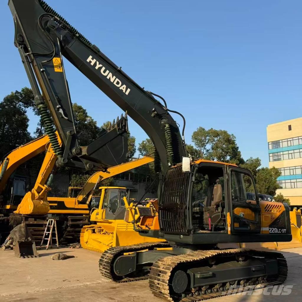 Hyundai R220LC-9S 대형 굴삭기 29톤 이상