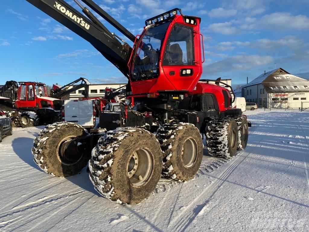 Komatsu 931 XC 원목 하베스터