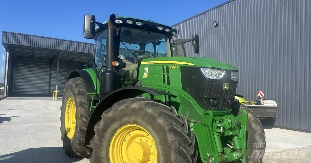 John Deere 6250R 트랙터