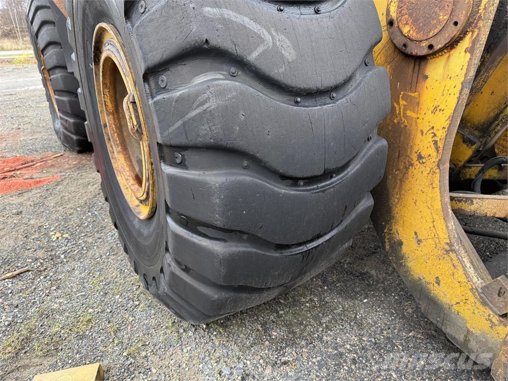 Hanomag C66  휠로우더