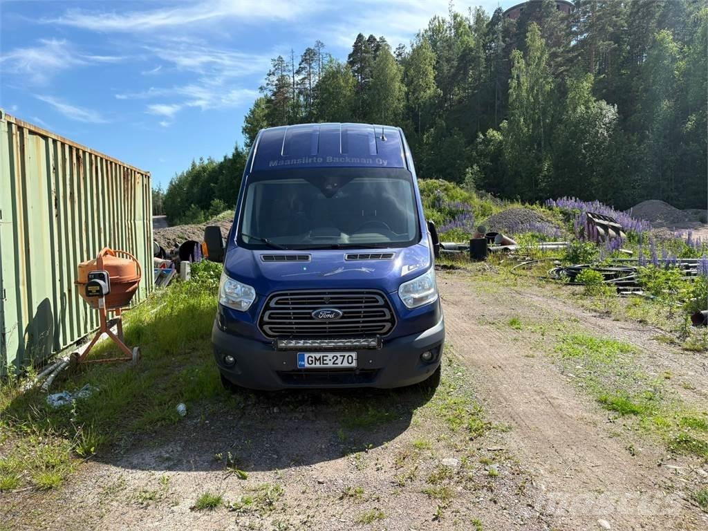 Ford Transit 모터홈 및 카라반