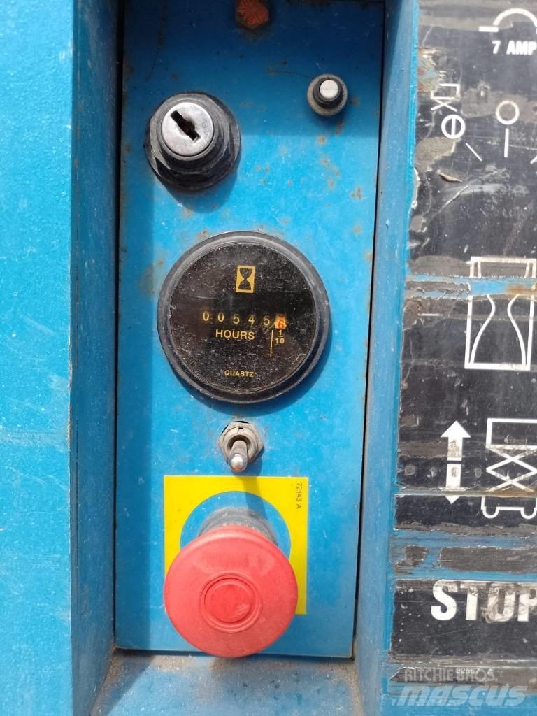 Genie GS 3246 가위형 리프트