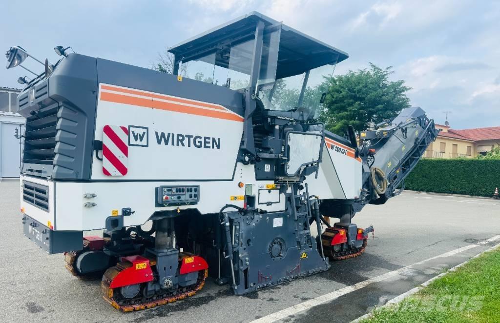 Wirtgen W 150 CFi 아스팔트 콜드 밀링 기계