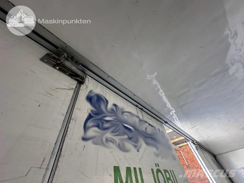 Volvo FM 300 탑차 트럭