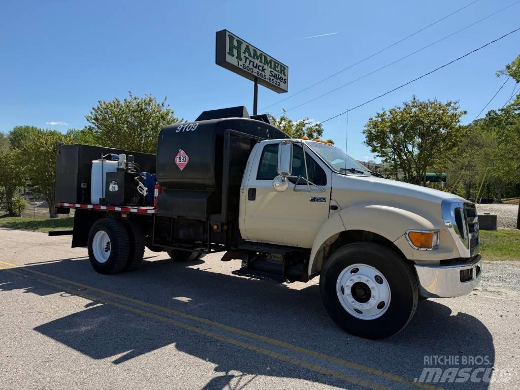 Ford F 750 XLT 시립/다목적 차량