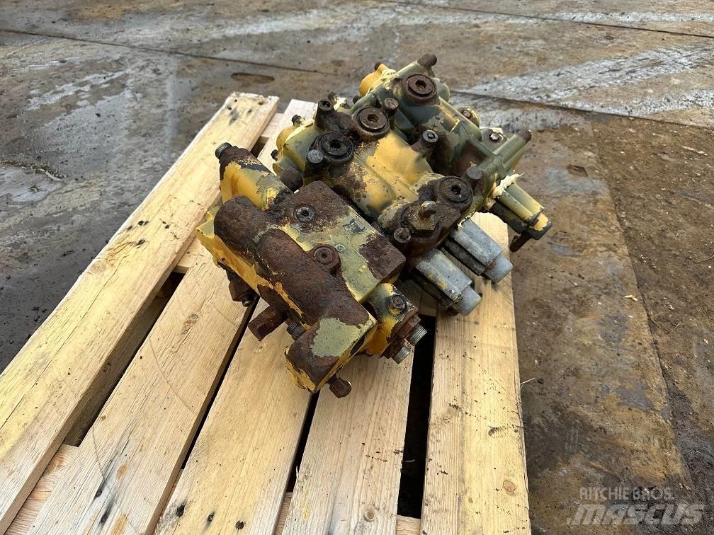 CAT 950 G II valve 유압식 기계