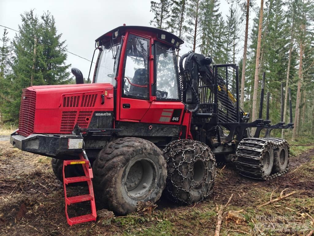 Komatsu 845 원목 포워더