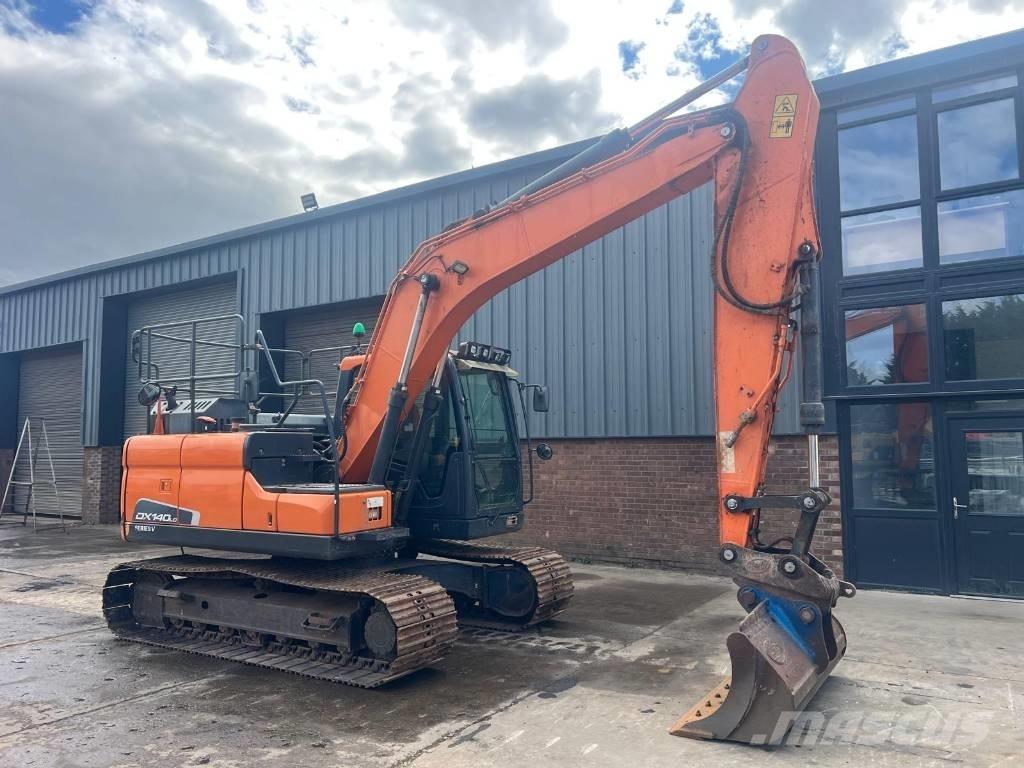 Doosan DX 140 LC 대형 굴삭기 29톤 이상