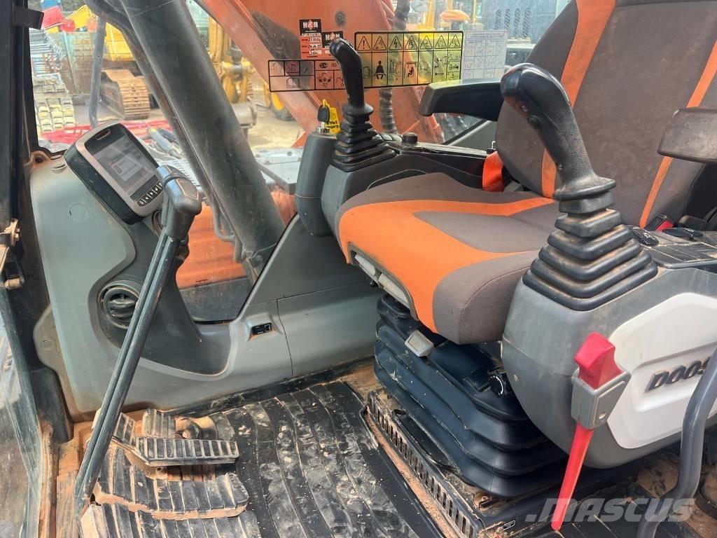 Doosan DX 140 LC 대형 굴삭기 29톤 이상