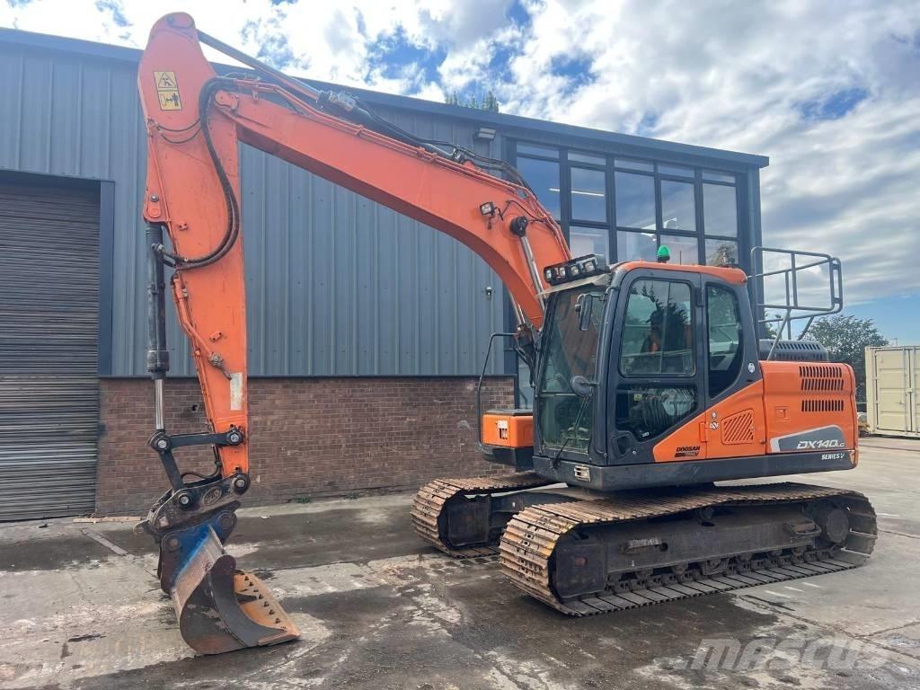Doosan DX 140 LC 대형 굴삭기 29톤 이상