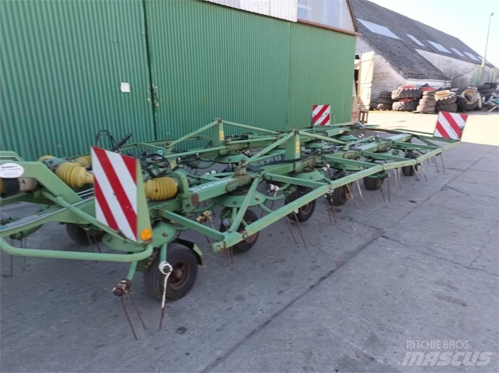 Krone KW1302/12T 갈퀴 및 테더