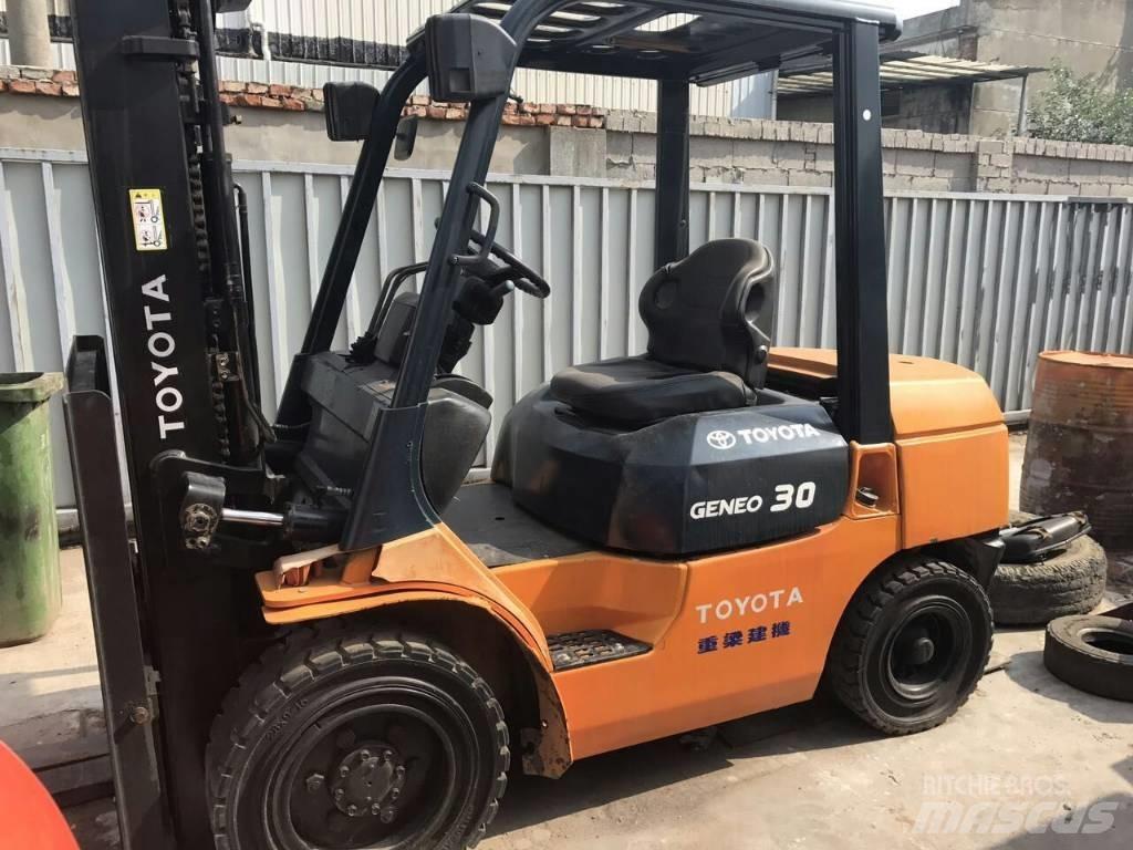 Toyota FD 30 디젤 지게차
