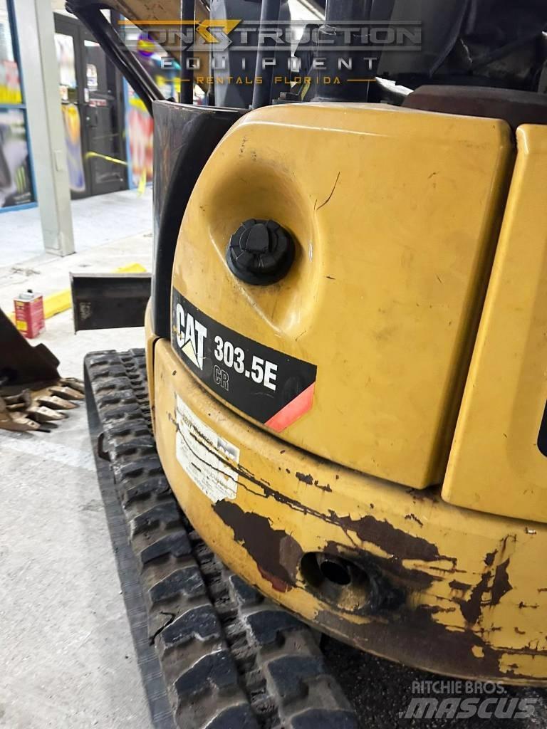 CAT 303.5 E CR 소형 굴삭기 7톤 미만