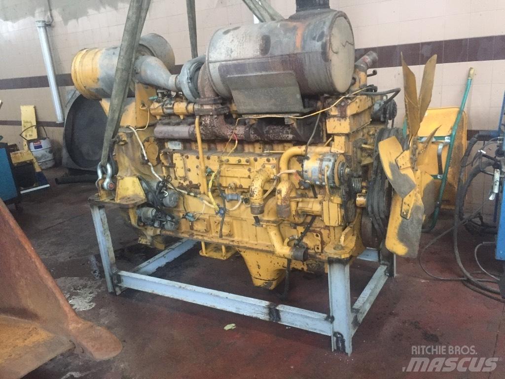 Komatsu WA600-1  휠로우더