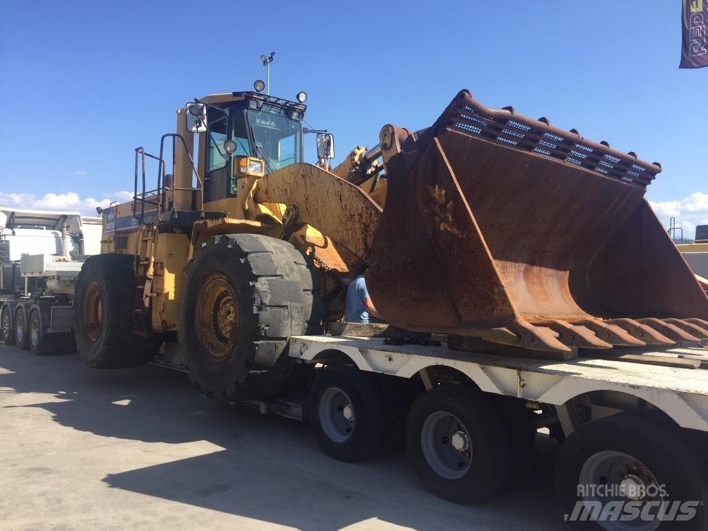Komatsu WA600-1  휠로우더