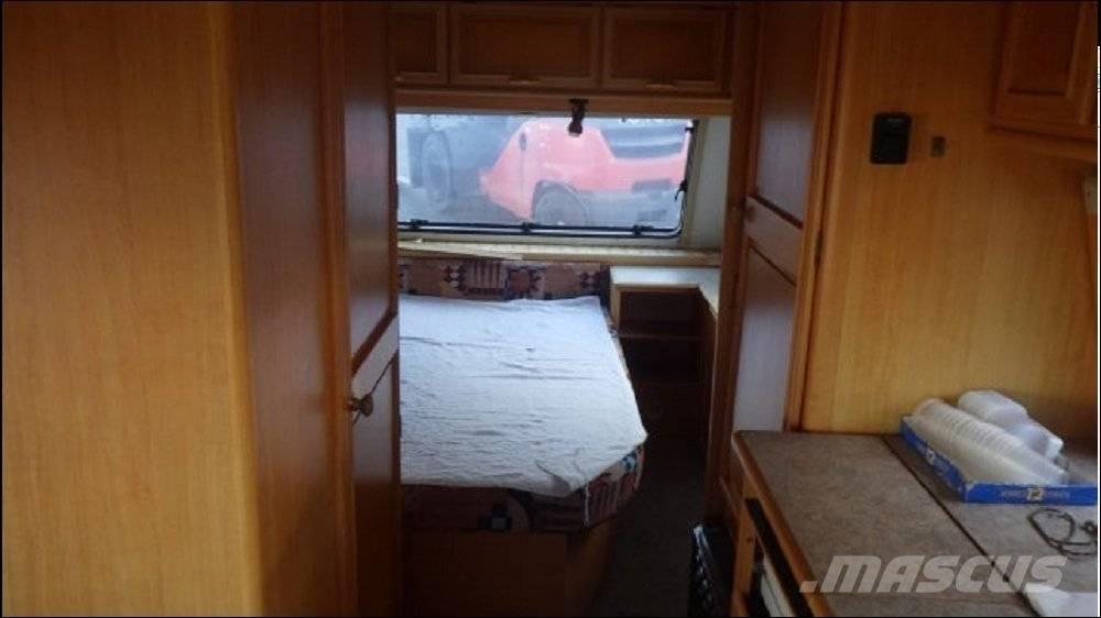 LMC 450 D 모터홈 및 카라반