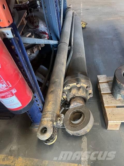 Volvo A25C 유압식 기계