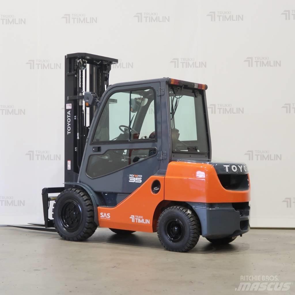 Toyota 02-8FDJF35 디젤 지게차