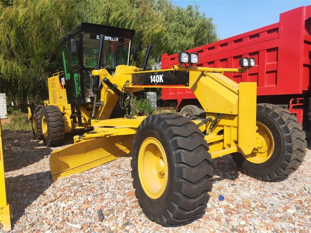 CAT 140 K 그레이더