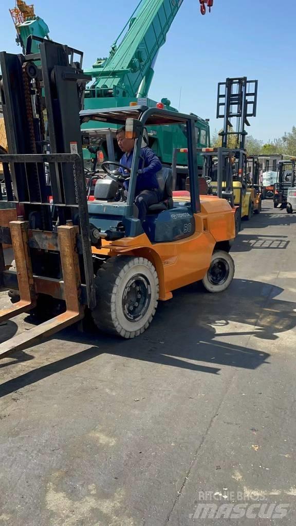 Toyota 5 ton 디젤 지게차