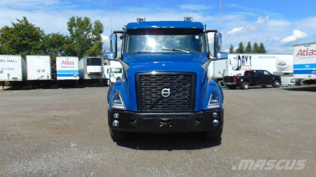 Volvo VNX 300 기타 트럭