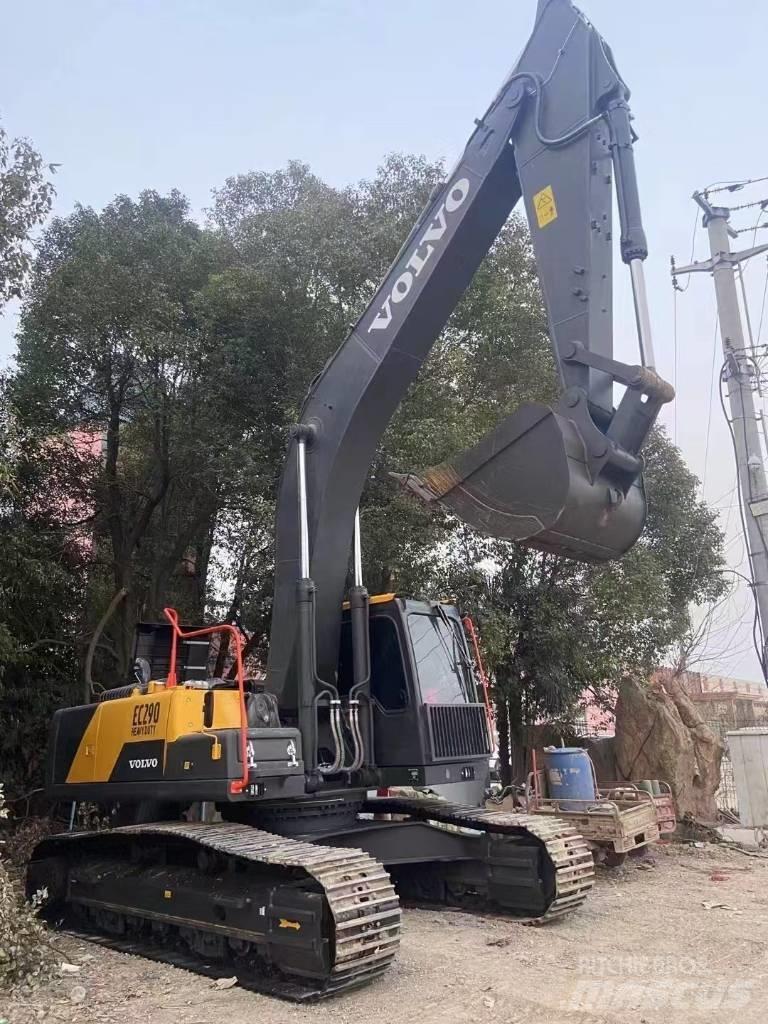 Volvo 290D 대형 굴삭기 29톤 이상