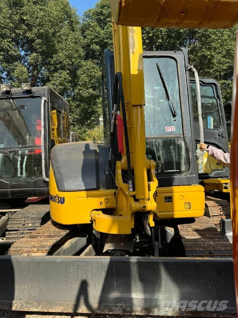 Komatsu PC 40 대형 굴삭기 29톤 이상