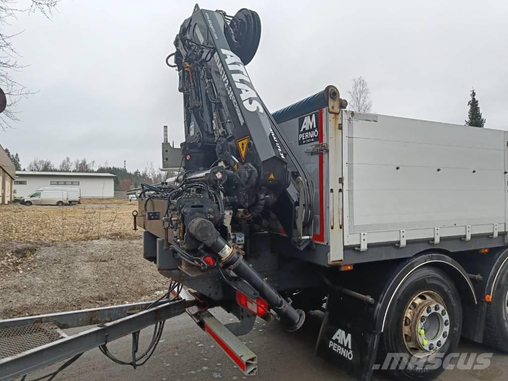 DAF XF 530 FAW 크레인 트럭