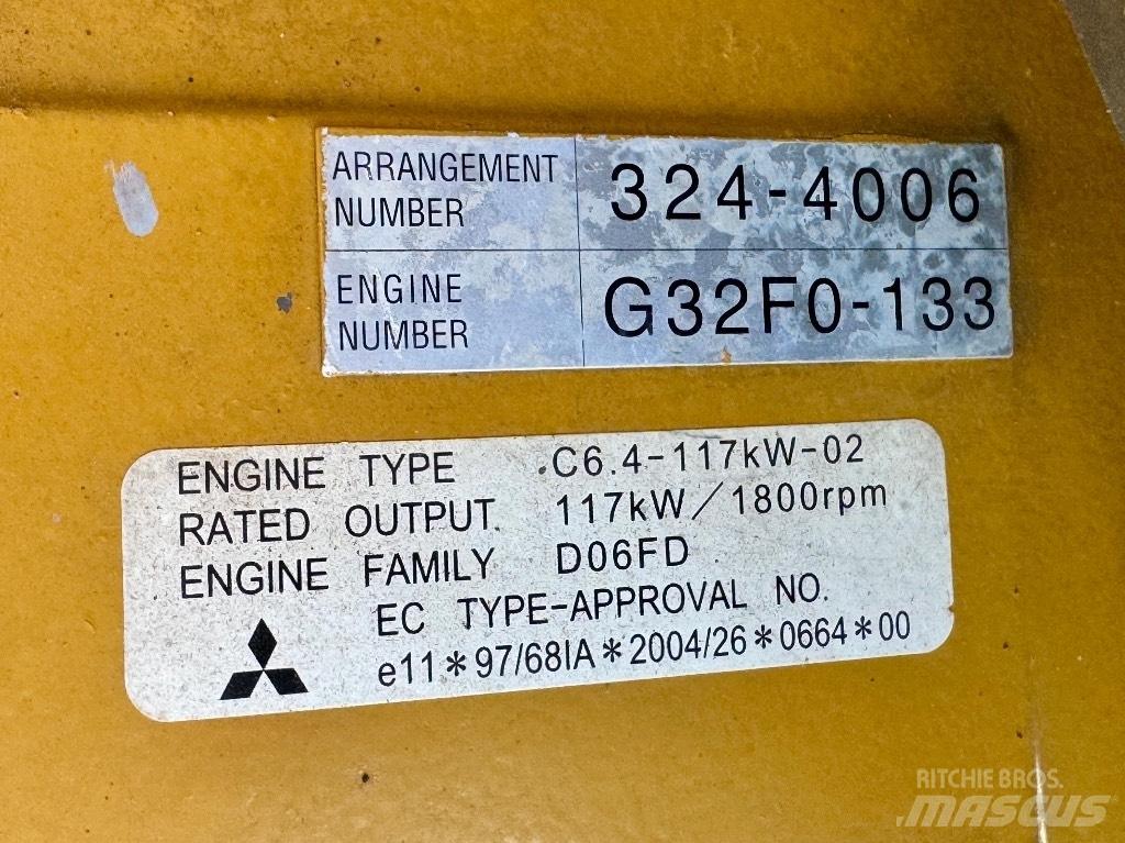 CAT 323 D LN 대형 굴삭기 29톤 이상