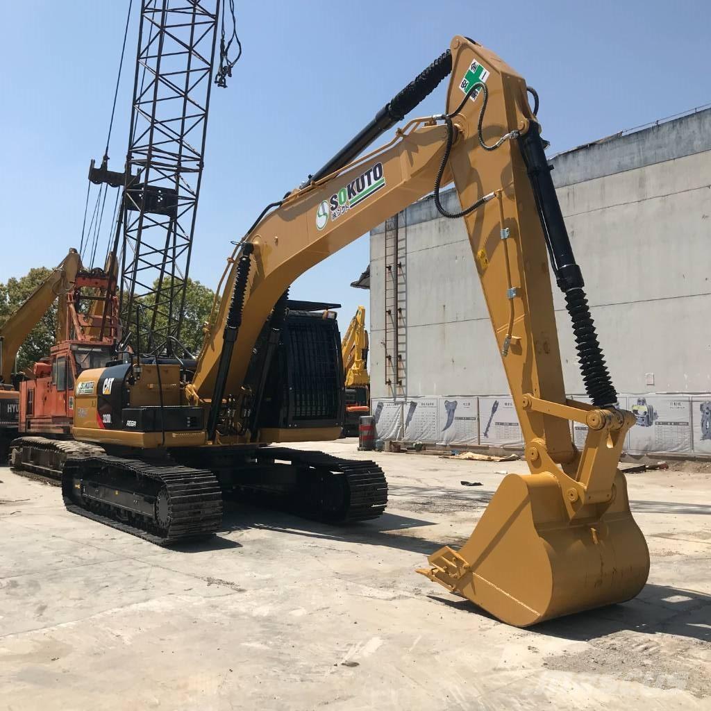 CAT 320 D L 대형 굴삭기 29톤 이상