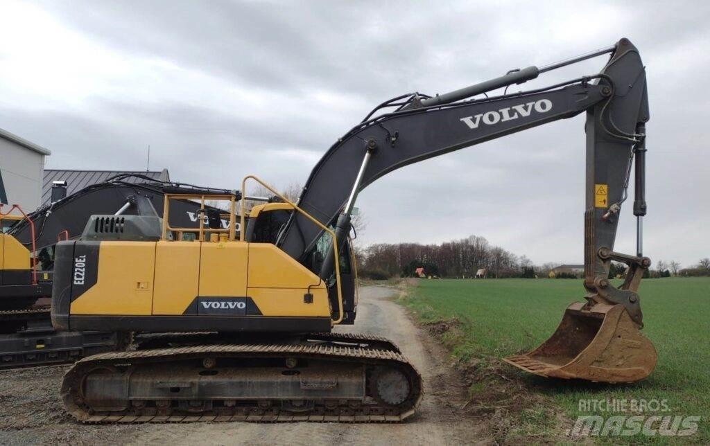 Volvo EC220EL 대형 굴삭기 29톤 이상