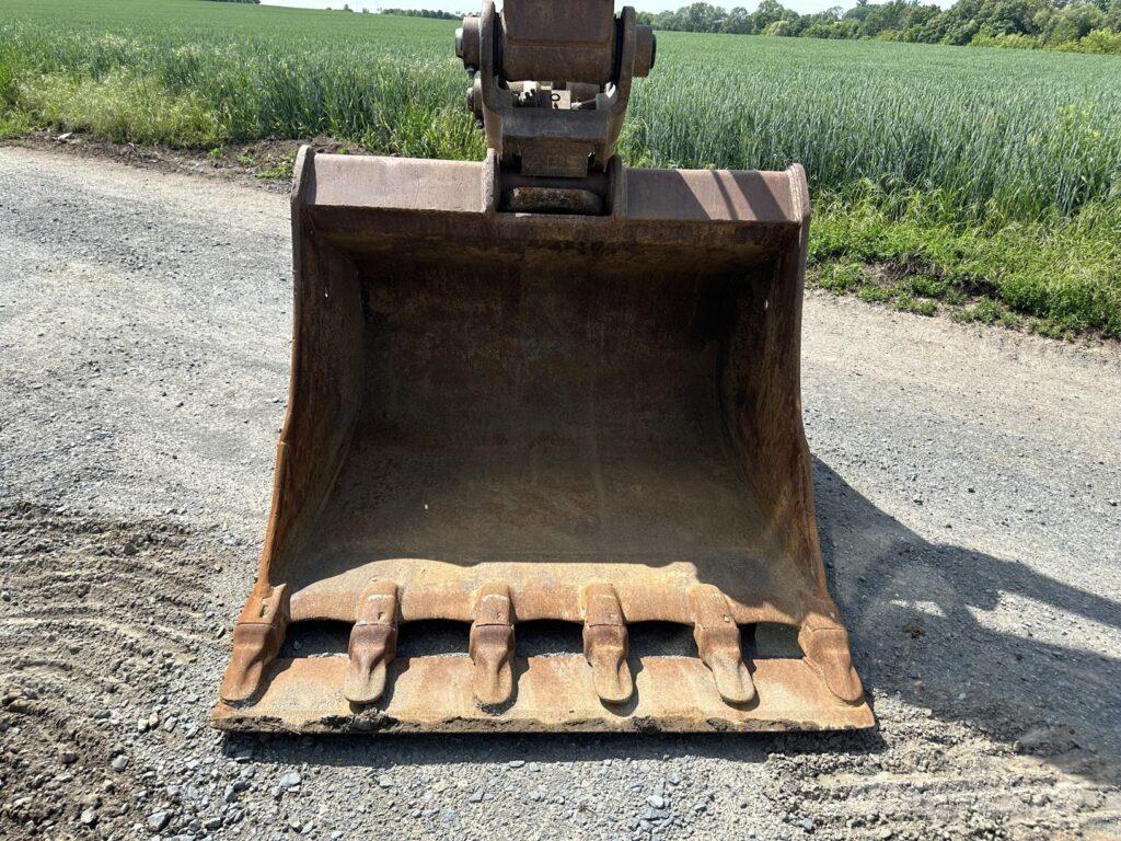 Volvo EC220EL 대형 굴삭기 29톤 이상