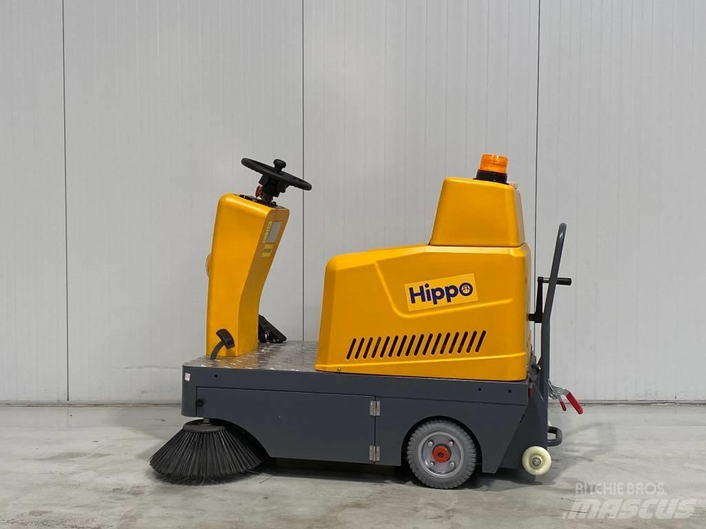  Hippo S1150 도로 청소차