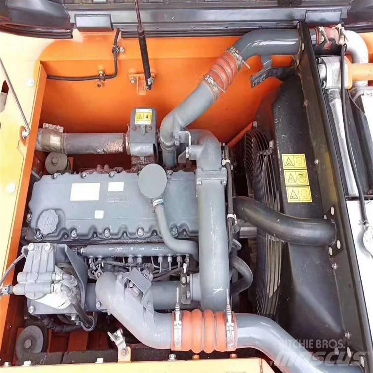 Doosan DX 225 대형 굴삭기 29톤 이상