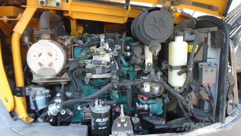 Volvo ECR 88 D 중형굴삭기 7톤-28톤