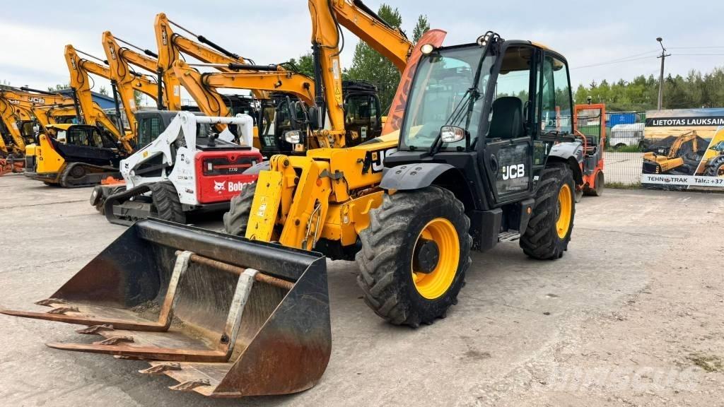 JCB 531-70 텔레스코픽 휠 로더