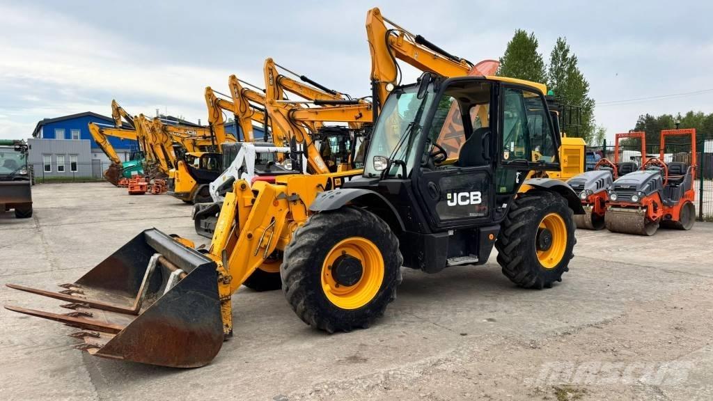 JCB 531-70 텔레스코픽 휠 로더