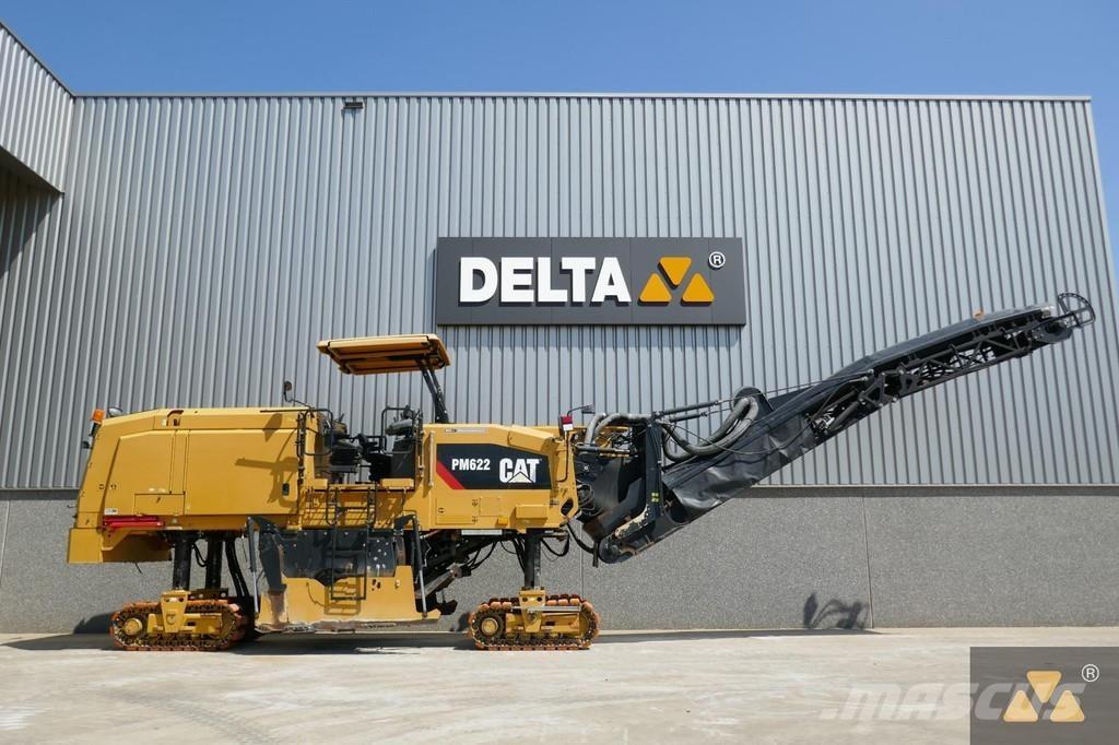 CAT PM622 아스팔트 콜드 밀링 기계