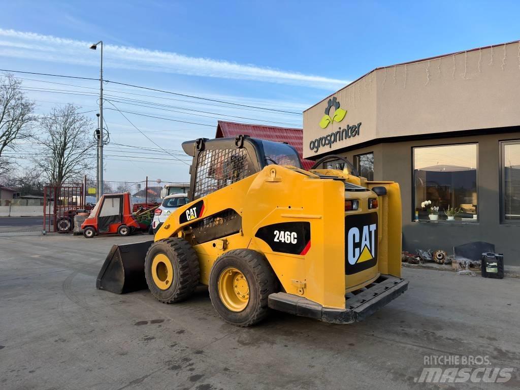 CAT 246 C  스키드로더
