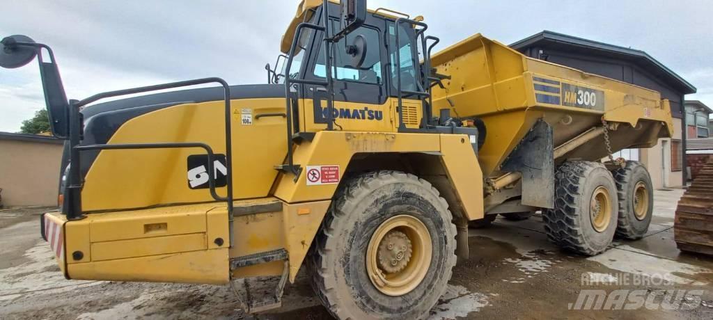 Komatsu HM300-5 연결식 홀러