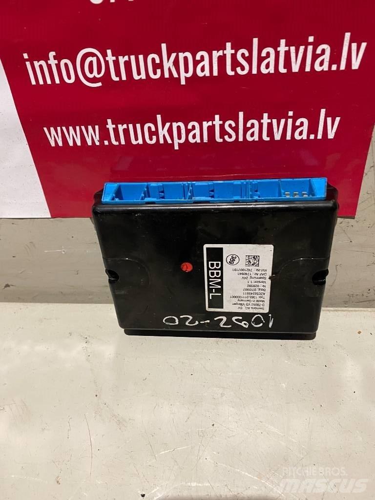 DAF XF 105.  1740941 일렉트로닉스