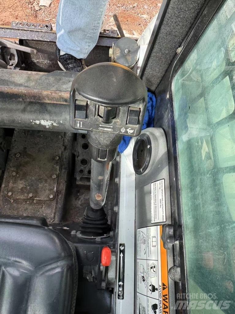 Bobcat S 300  스키드로더