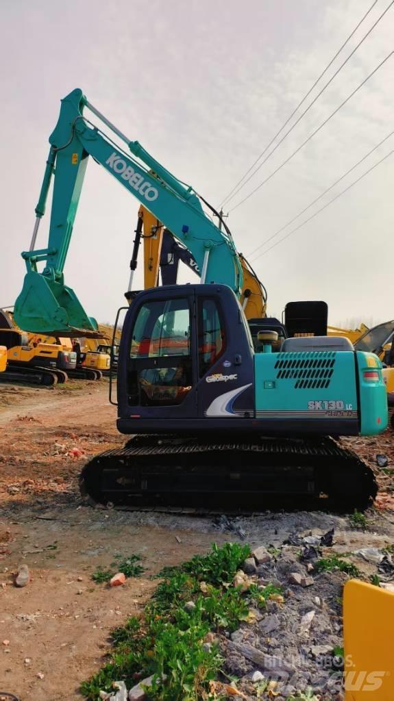 Kobelco SK 130 대형 굴삭기 29톤 이상