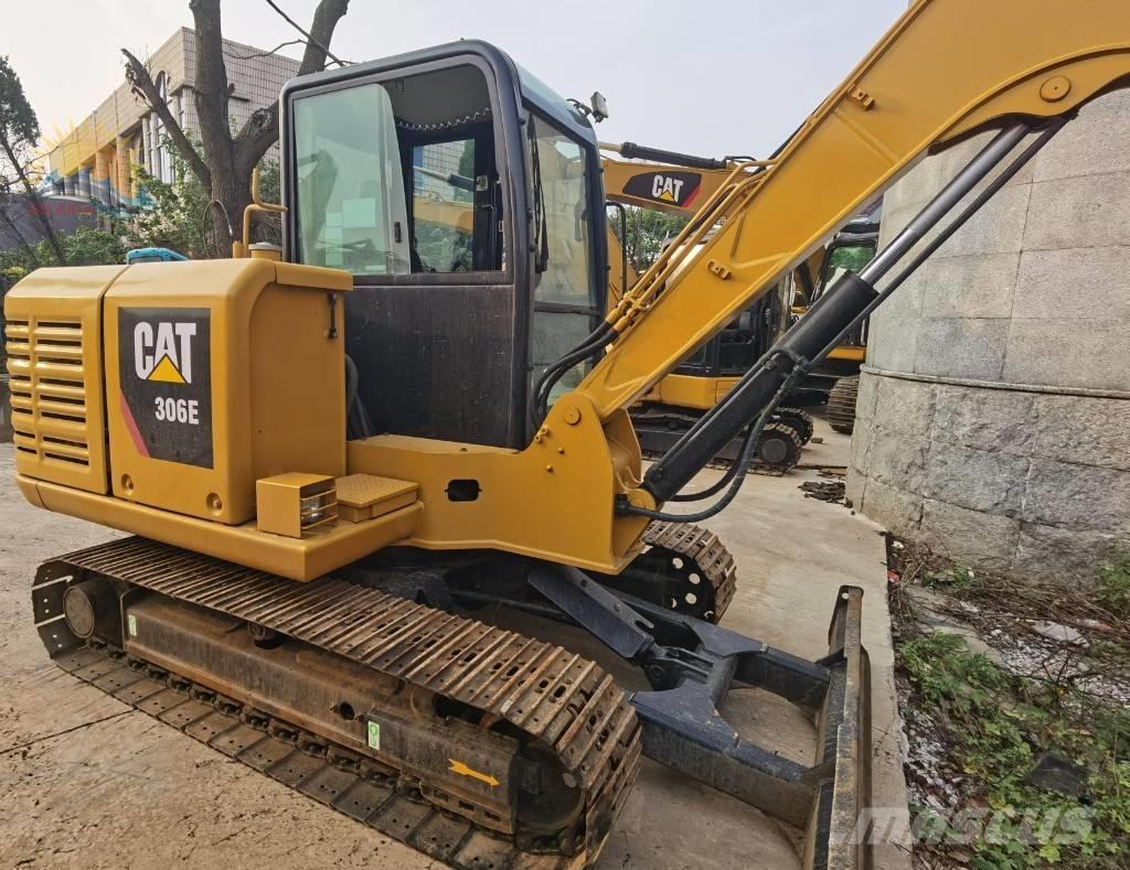 CAT 306 E 소형 굴삭기 7톤 미만
